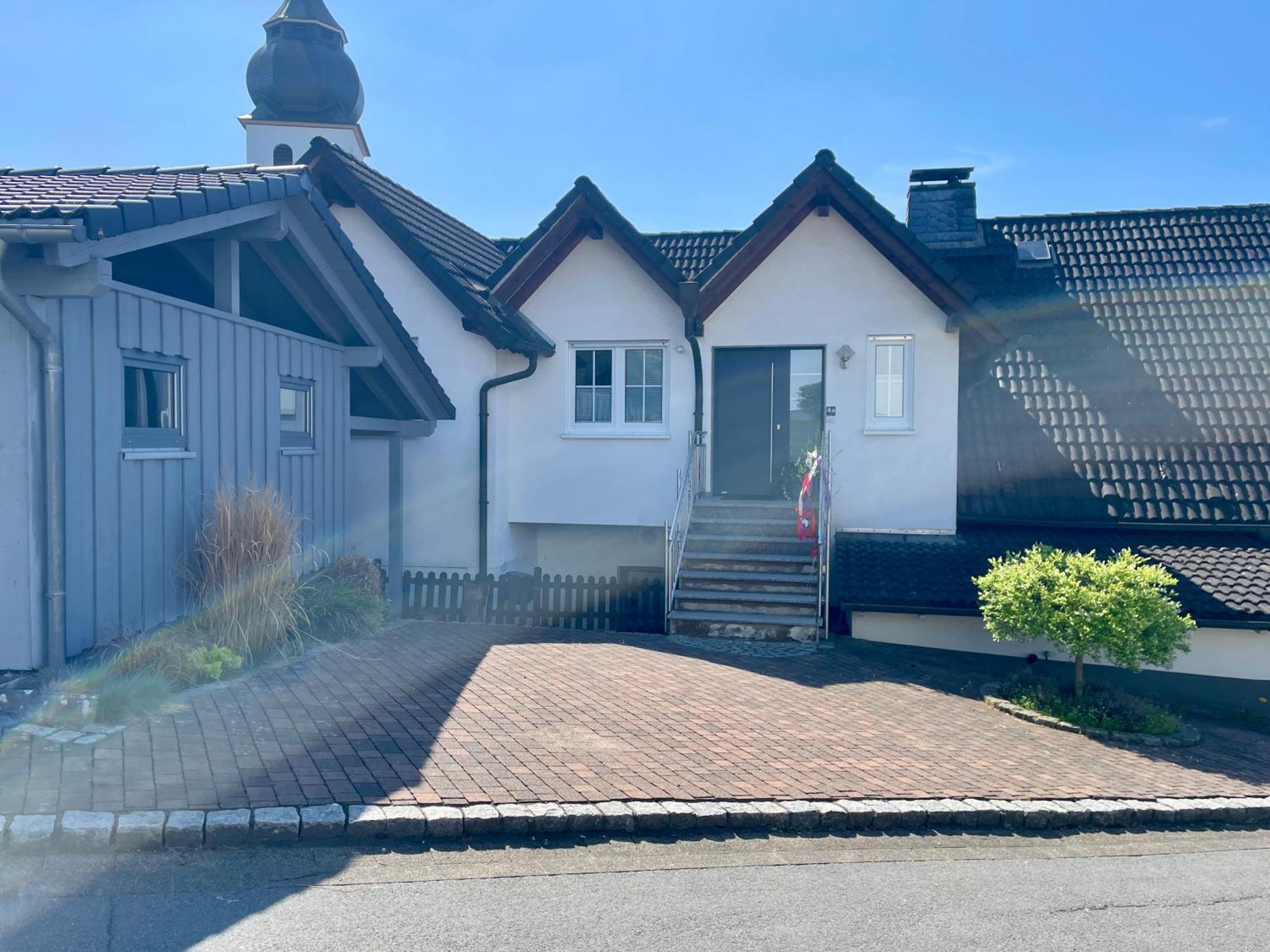 Moderne Ferienwohnung Mit Sonnenbalkon In Fretter Finnentrop Exterior photo
